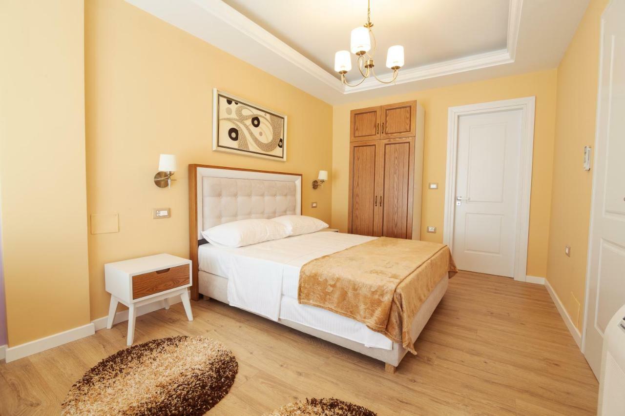 Eagles Philadelphia Bed & Breakfast คอร์เชอ ภายนอก รูปภาพ