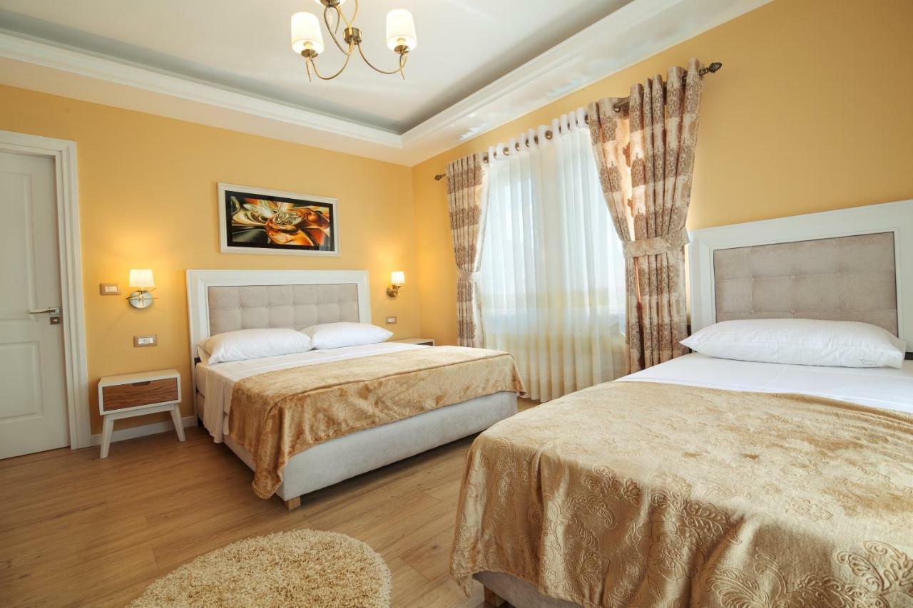 Eagles Philadelphia Bed & Breakfast คอร์เชอ ภายนอก รูปภาพ