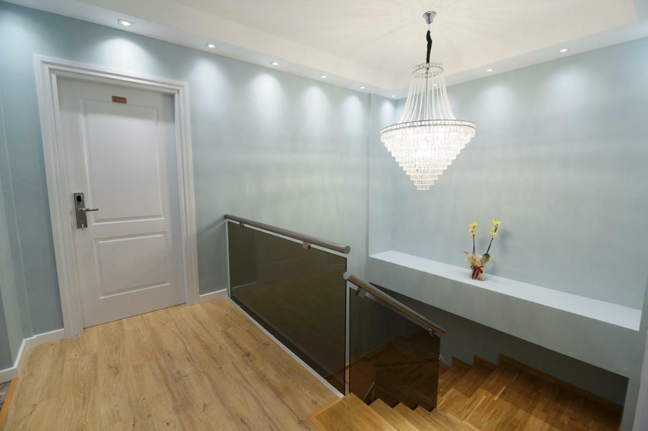 Eagles Philadelphia Bed & Breakfast คอร์เชอ ภายนอก รูปภาพ