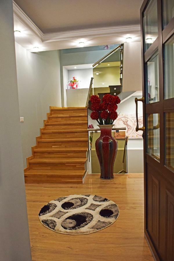 Eagles Philadelphia Bed & Breakfast คอร์เชอ ภายนอก รูปภาพ