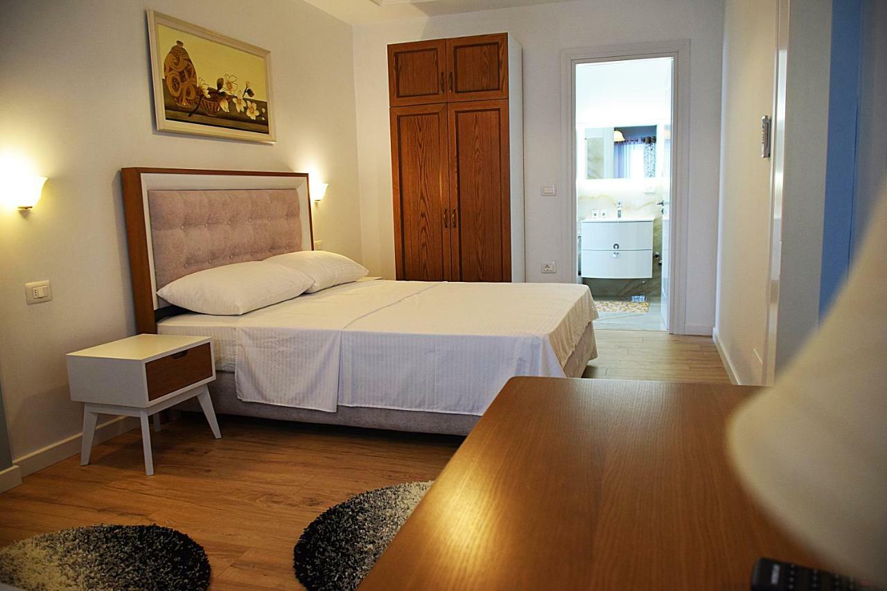Eagles Philadelphia Bed & Breakfast คอร์เชอ ภายนอก รูปภาพ